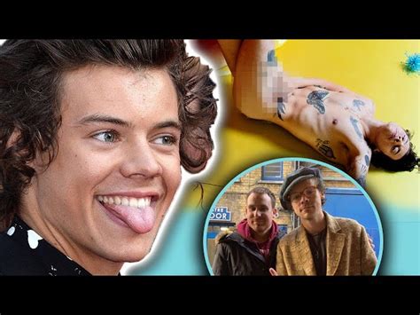 Harry Styles Goes FULL FRONTAL In Nude Scenes For ‘My。